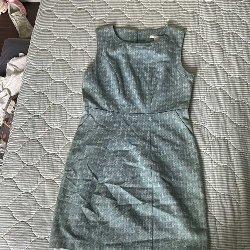 Blue Sleeveless Sheath Mini Dress for Work